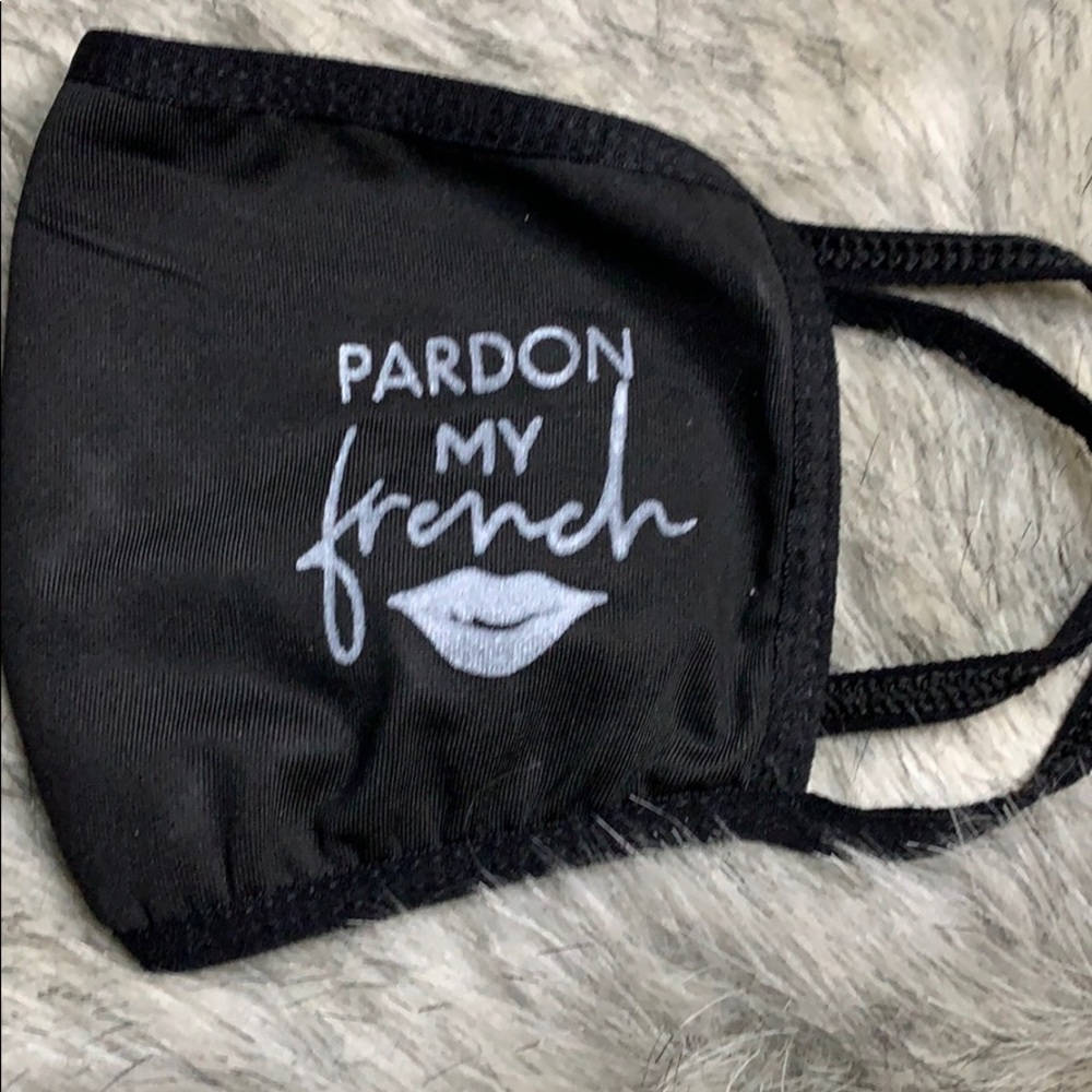 🤍Pardon My French Mask with Filter Pocket Kit